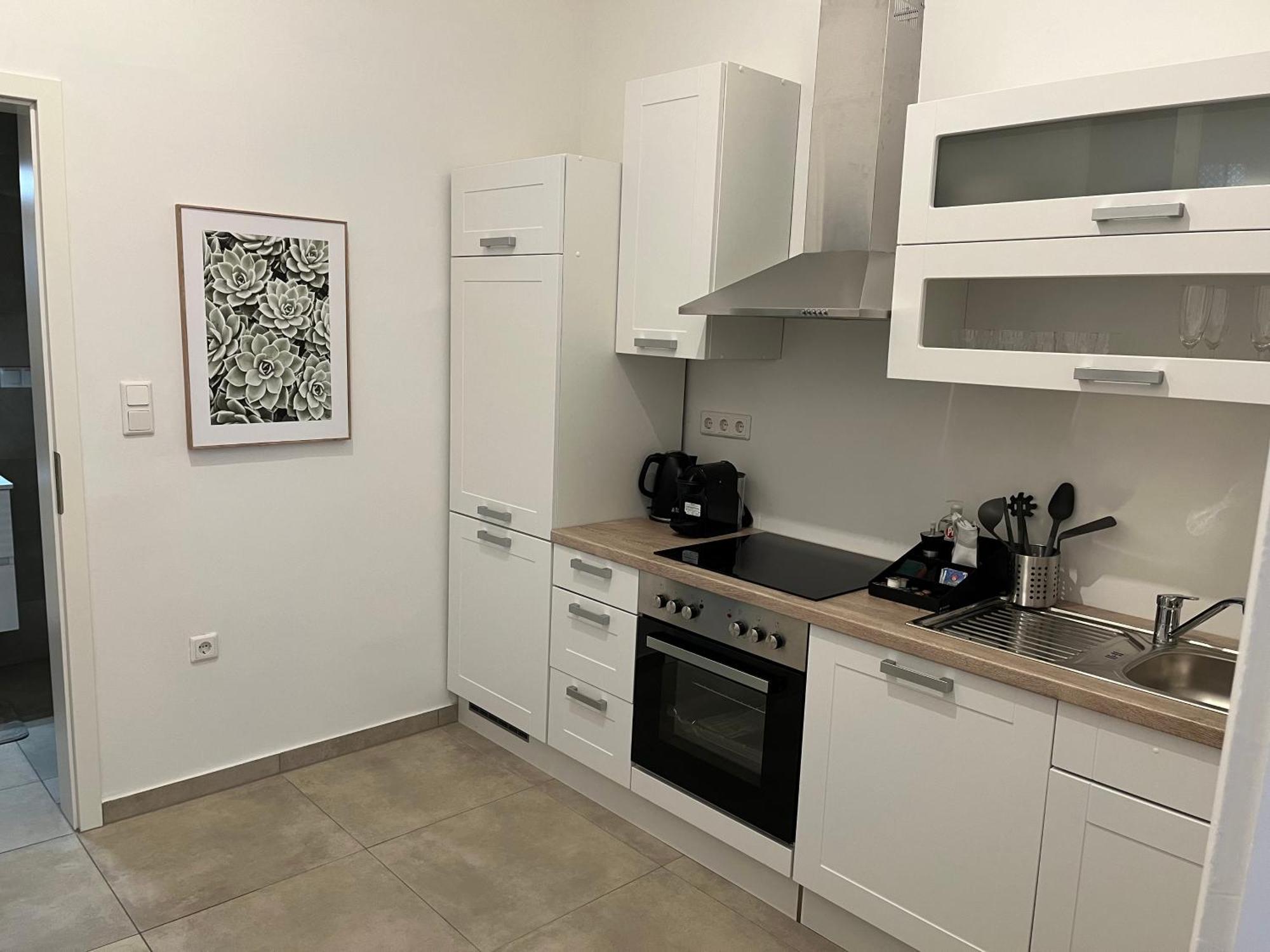 Grosszuegiger Wiener Altbau Gleich Neben Schoenbrunn Buitenkant foto